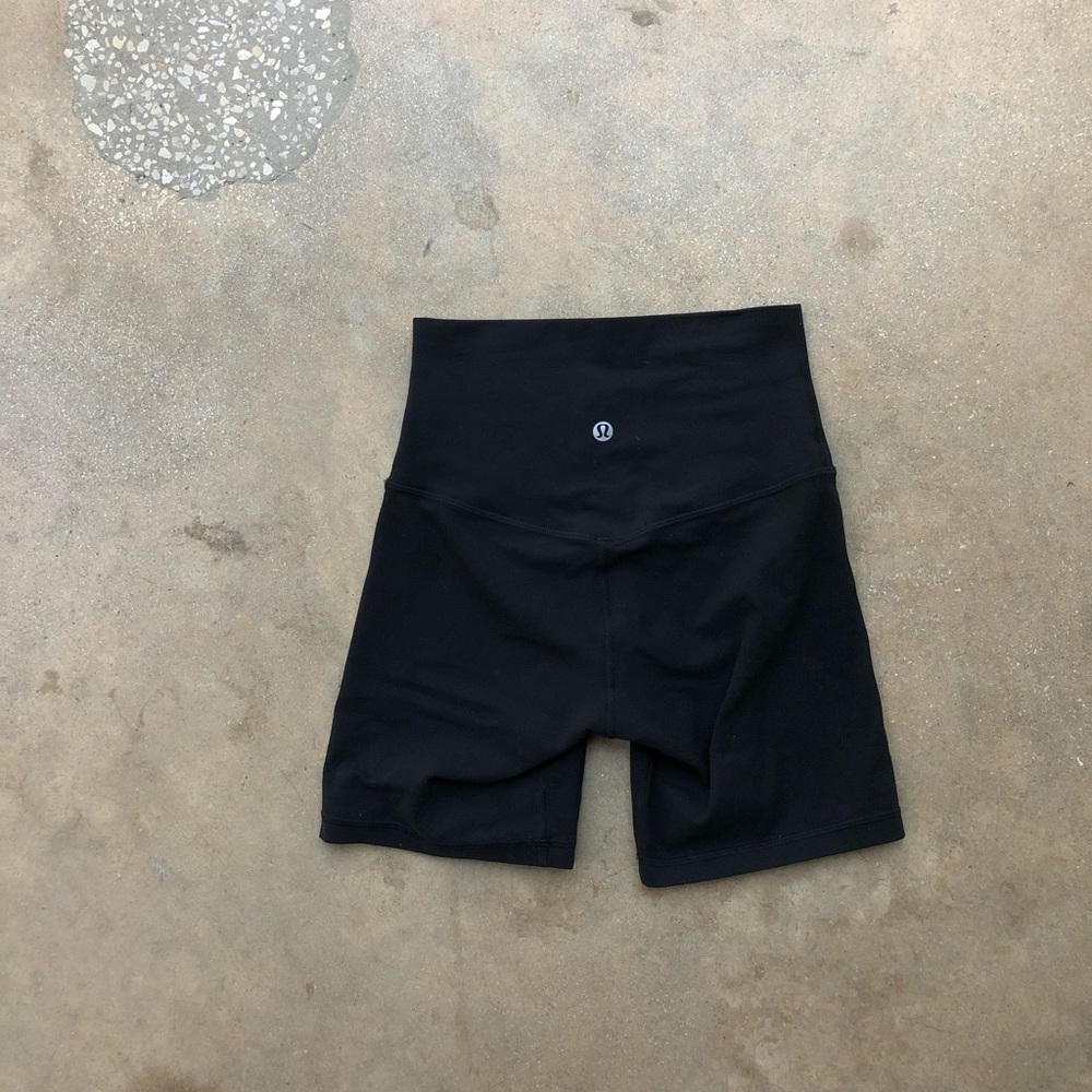 SOLD // Lululemon Biker Shorts